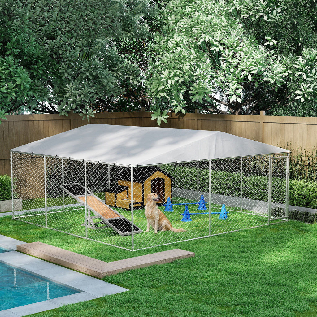 Spacious Outdoor Dog Kennel with water-ready Roof, Silver