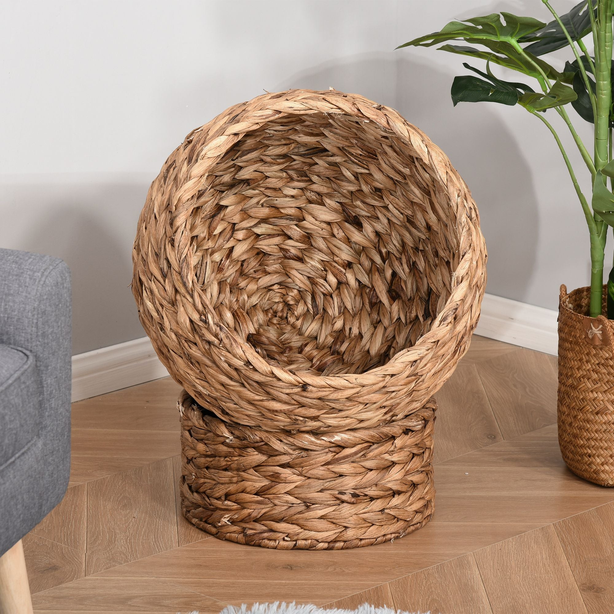 20" Elevated Cat Bed Basket with Cushion – Natural Braided Banana Leaf