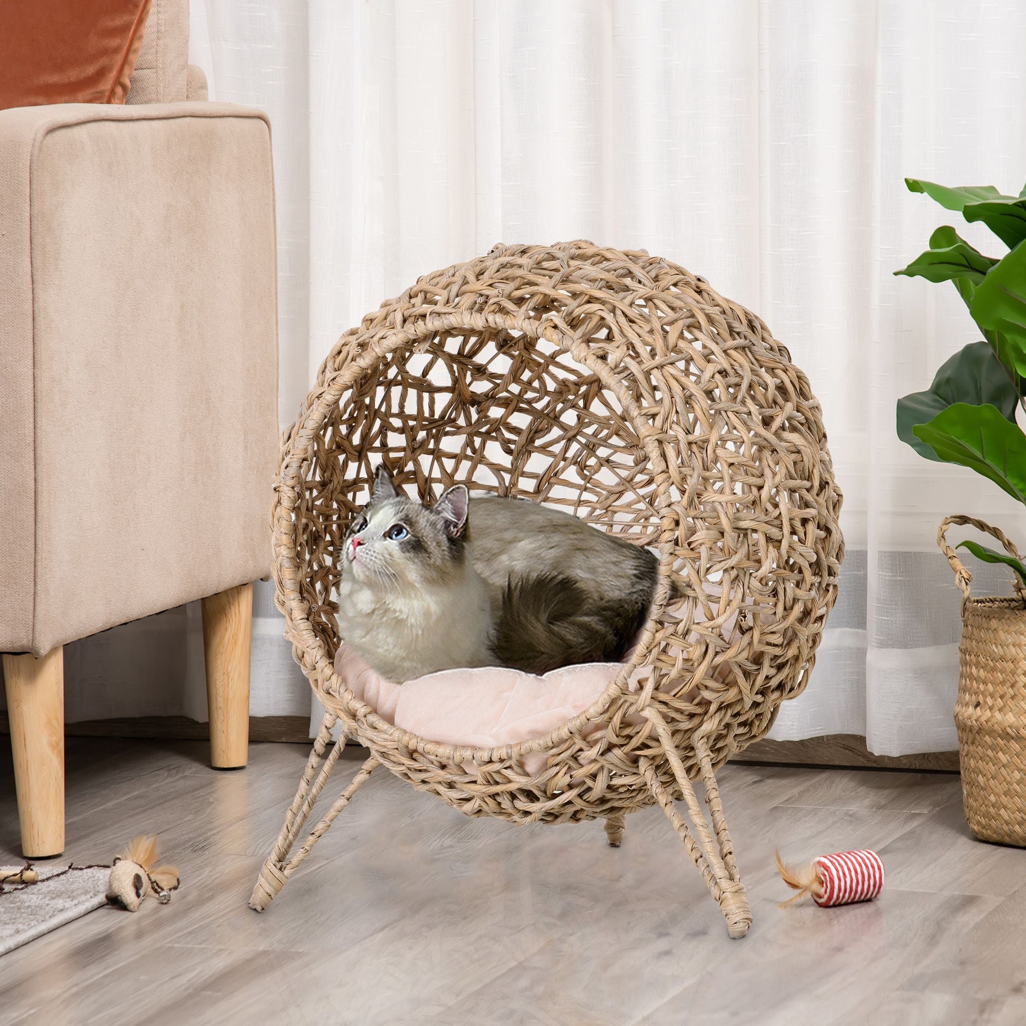 Hand-Woven Banana Leaf Cat House with Cushion – Elevated Pod Design