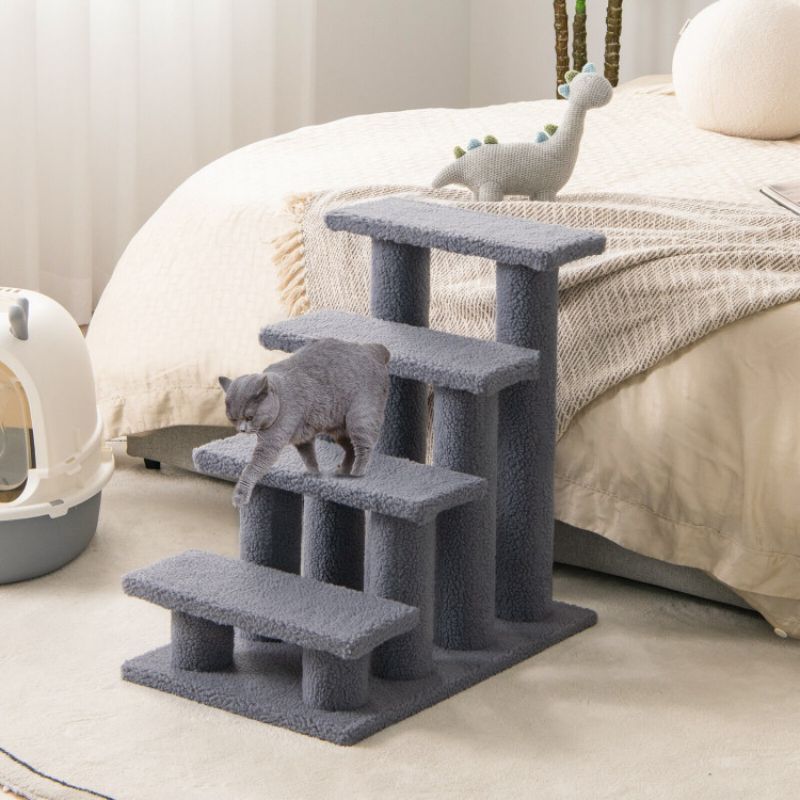 Give Your Furry Friend the Gift of Easy Access and Fun Climbing!
