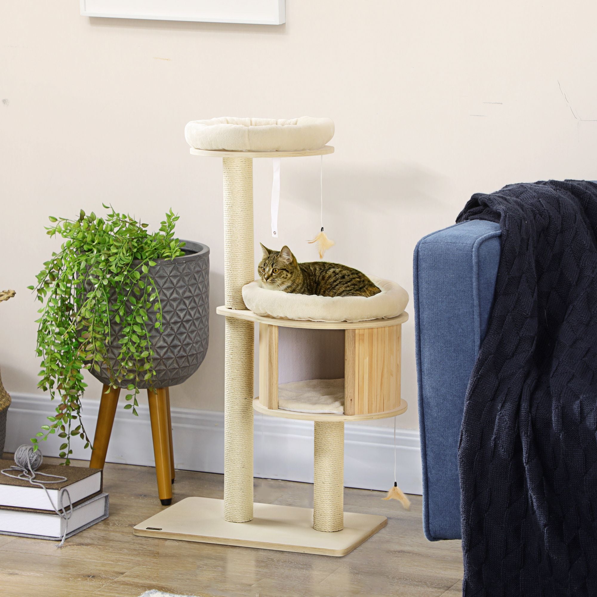 3-Level Cat Tree with Scratching Posts & Soft Cushions – Fun Badminton Toy for Playful Cats