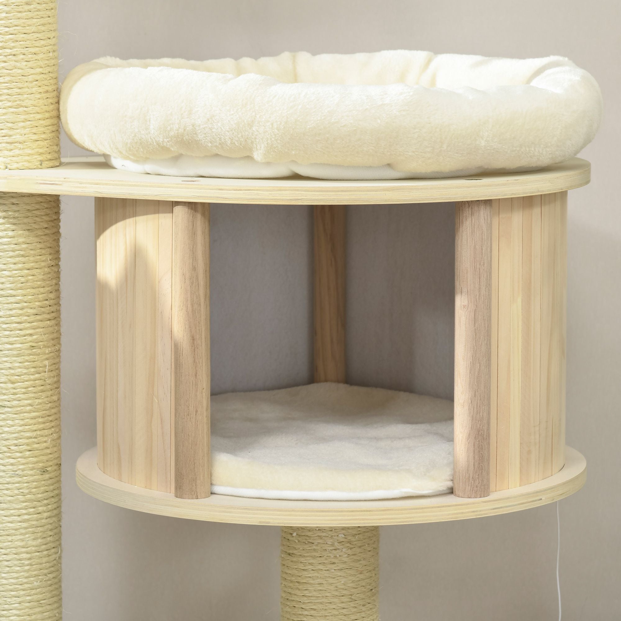 3-Level Cat Tree with Scratching Posts & Soft Cushions – Fun Badminton Toy for Playful Cats