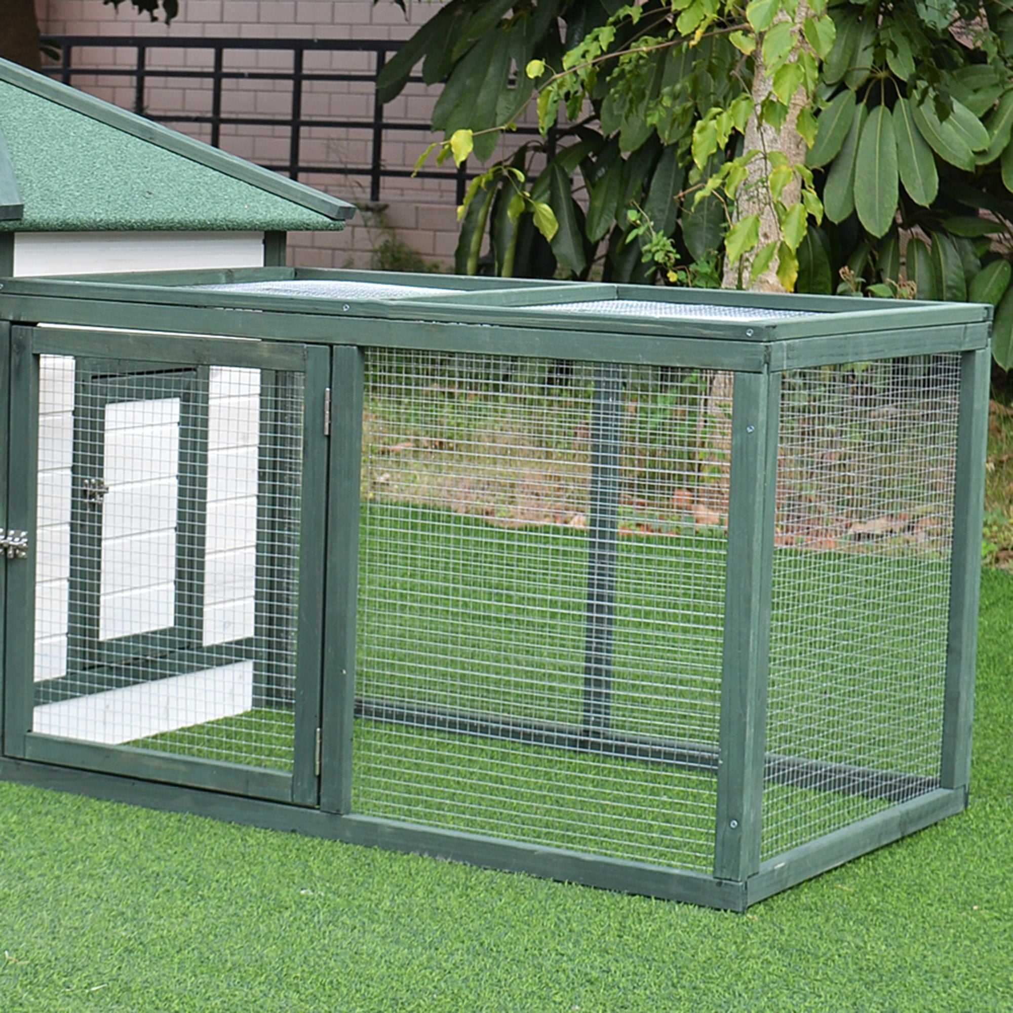Give Your Flock a Stylish, Safe Home with This Wooden Chicken Coop
