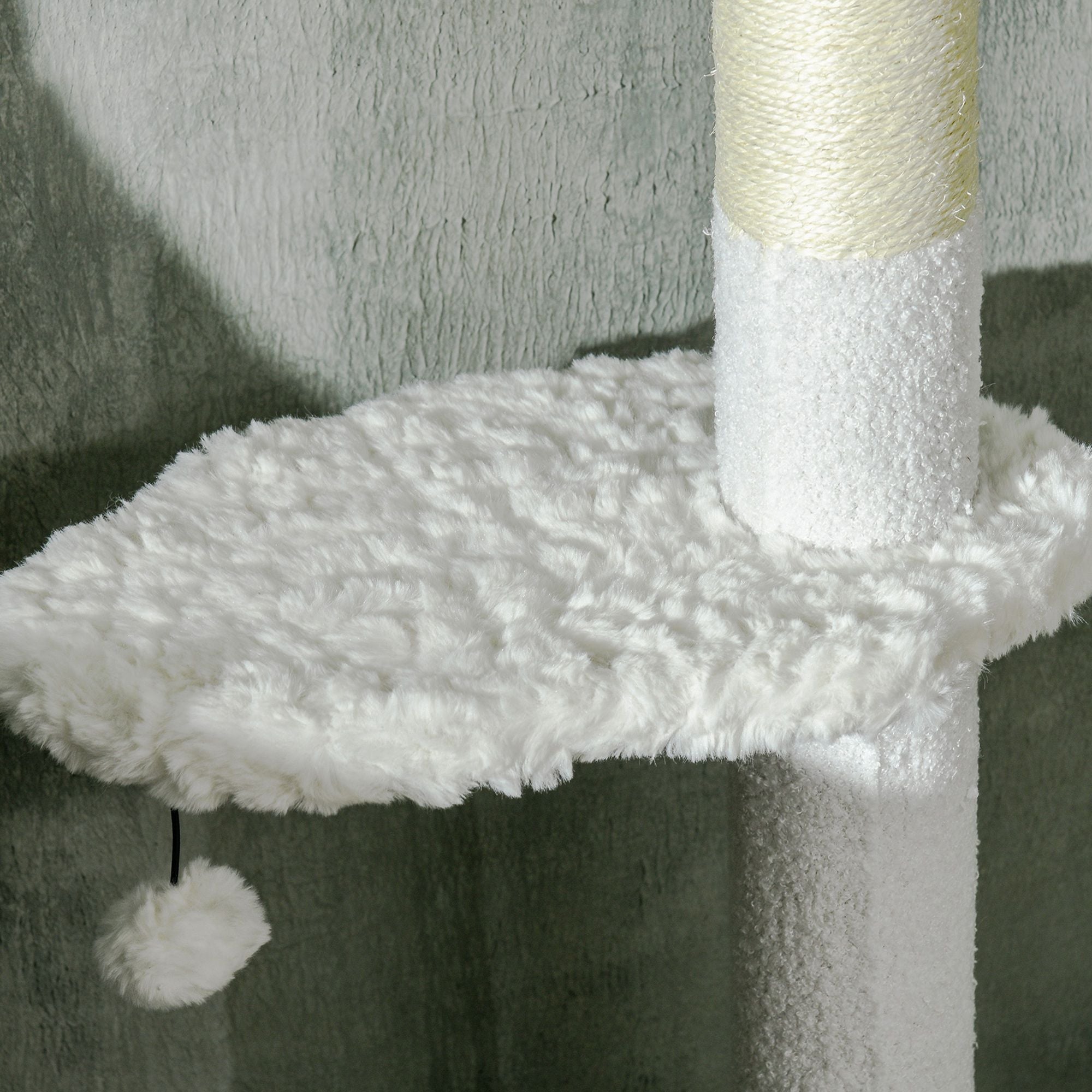 Adjustable Floor-to-Ceiling Cat Tree with Cloud-Shaped Perches
