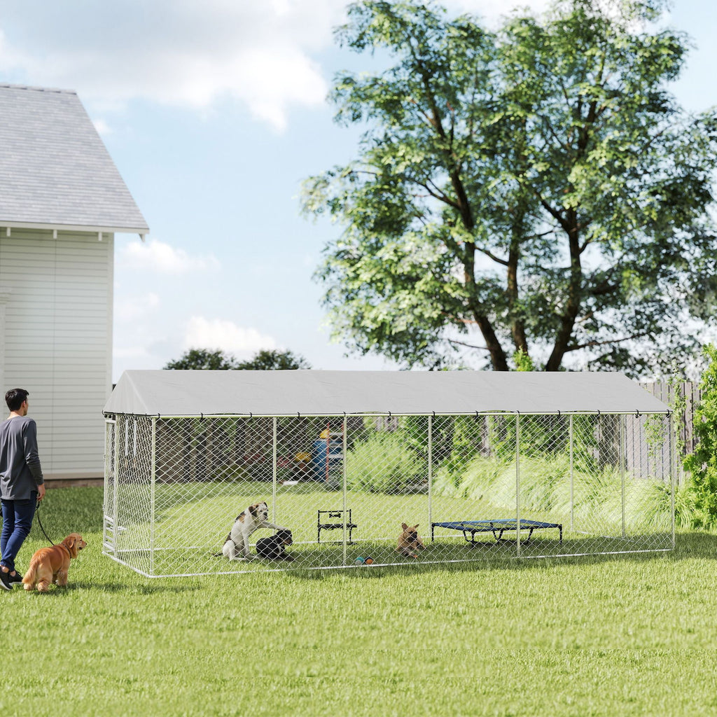 Spacious Outdoor Dog Kennel with Lockable Door, Adjustable Bowls & UV Cover