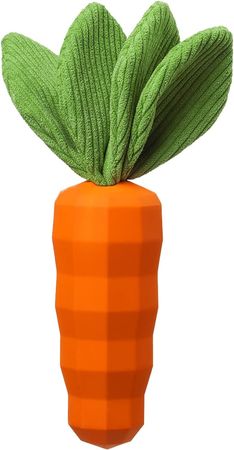 Squeaky Fun for Playful Pups: Carrot-Shaped Toy for Training &amp; Teeth Cleaning