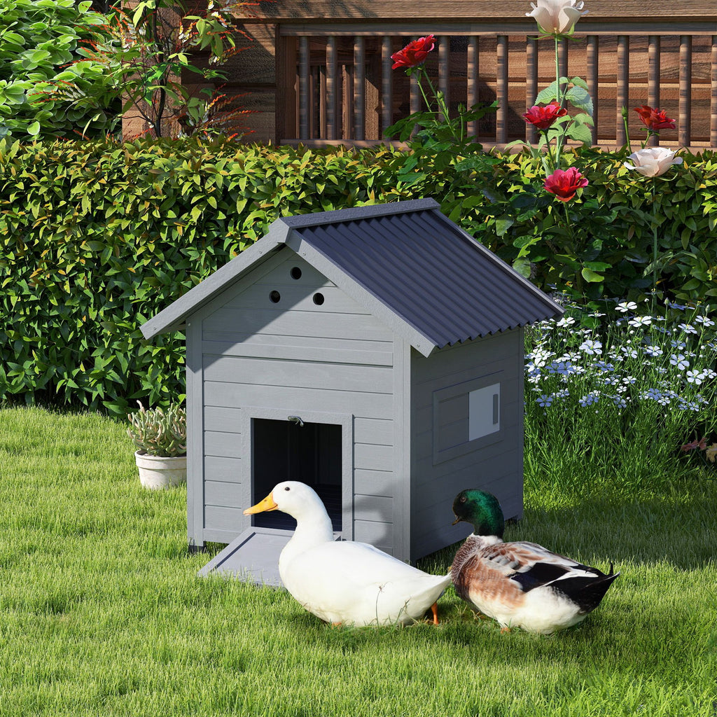 furniture-style Duck House with Openable Roof and Removable Base for Easy Cleaning
