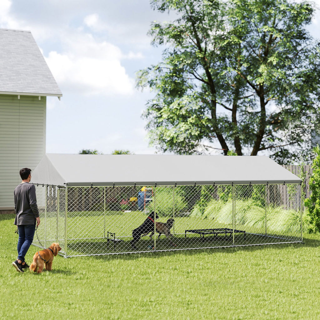 Outdoor Dog Kennel with water-ready Roof and Secure Latches