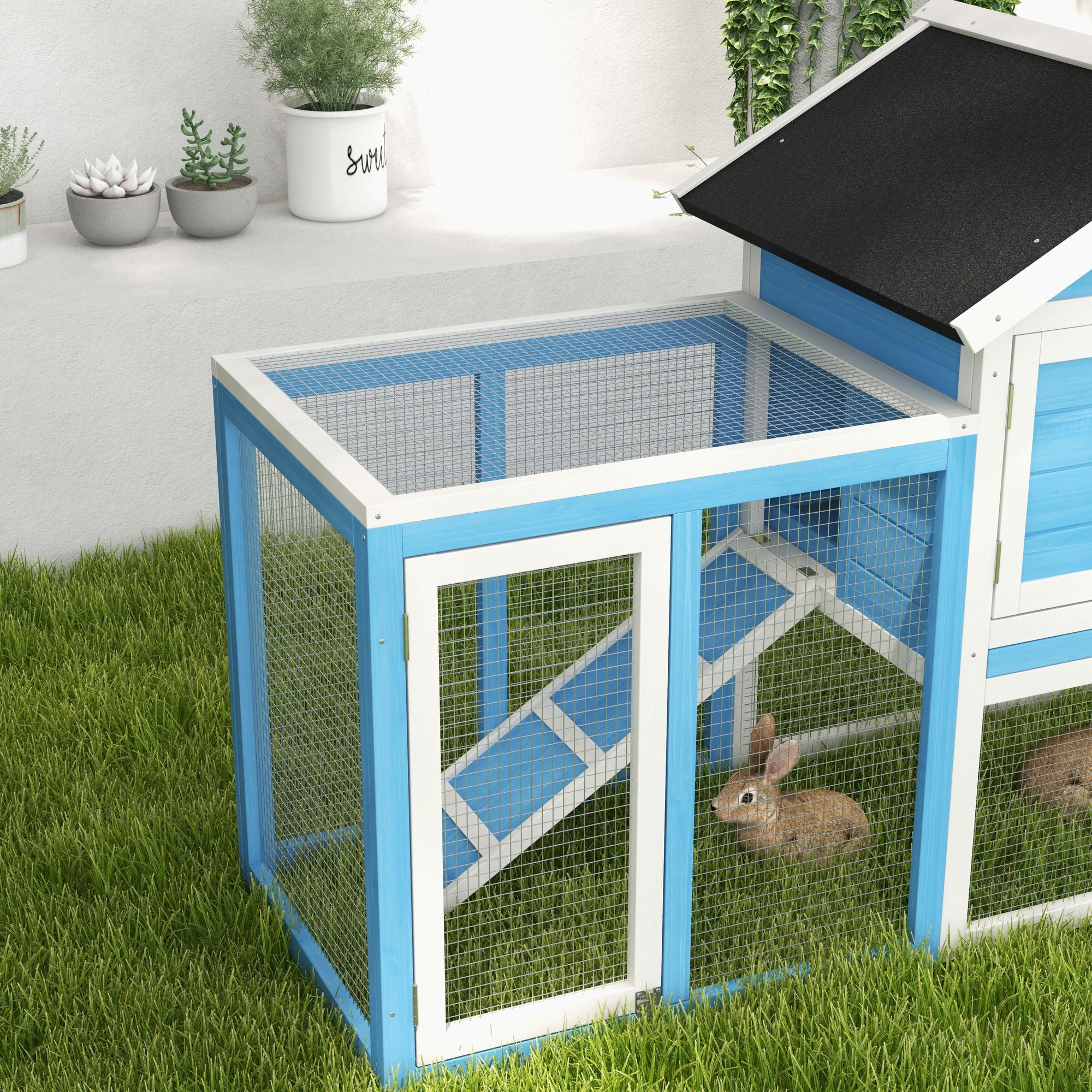 Indoor & Outdoor Rabbit Hutch with water-ready Roof and Pull-Out Tray