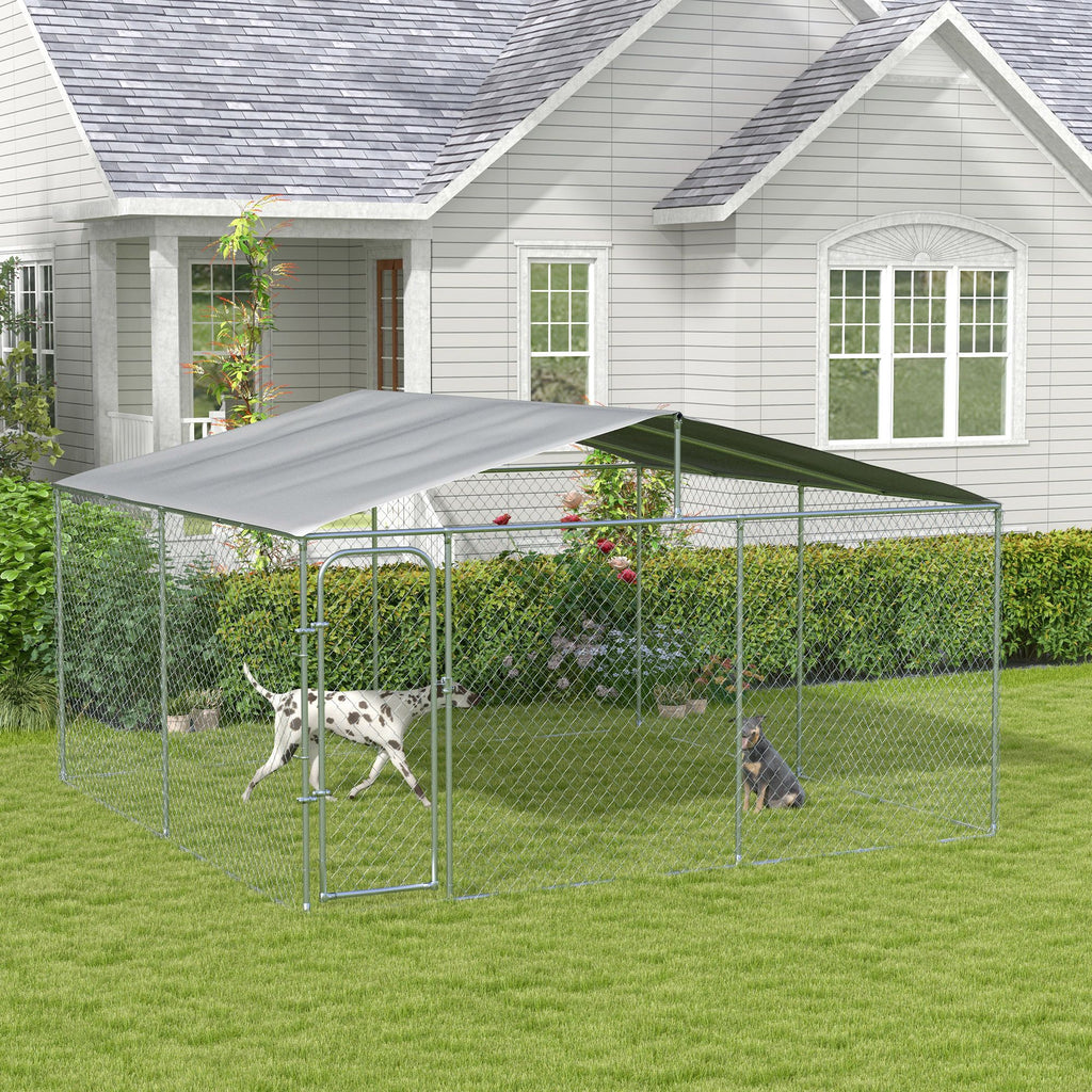 Spacious Outdoor Dog Kennel with Shade Roof for Large Breeds