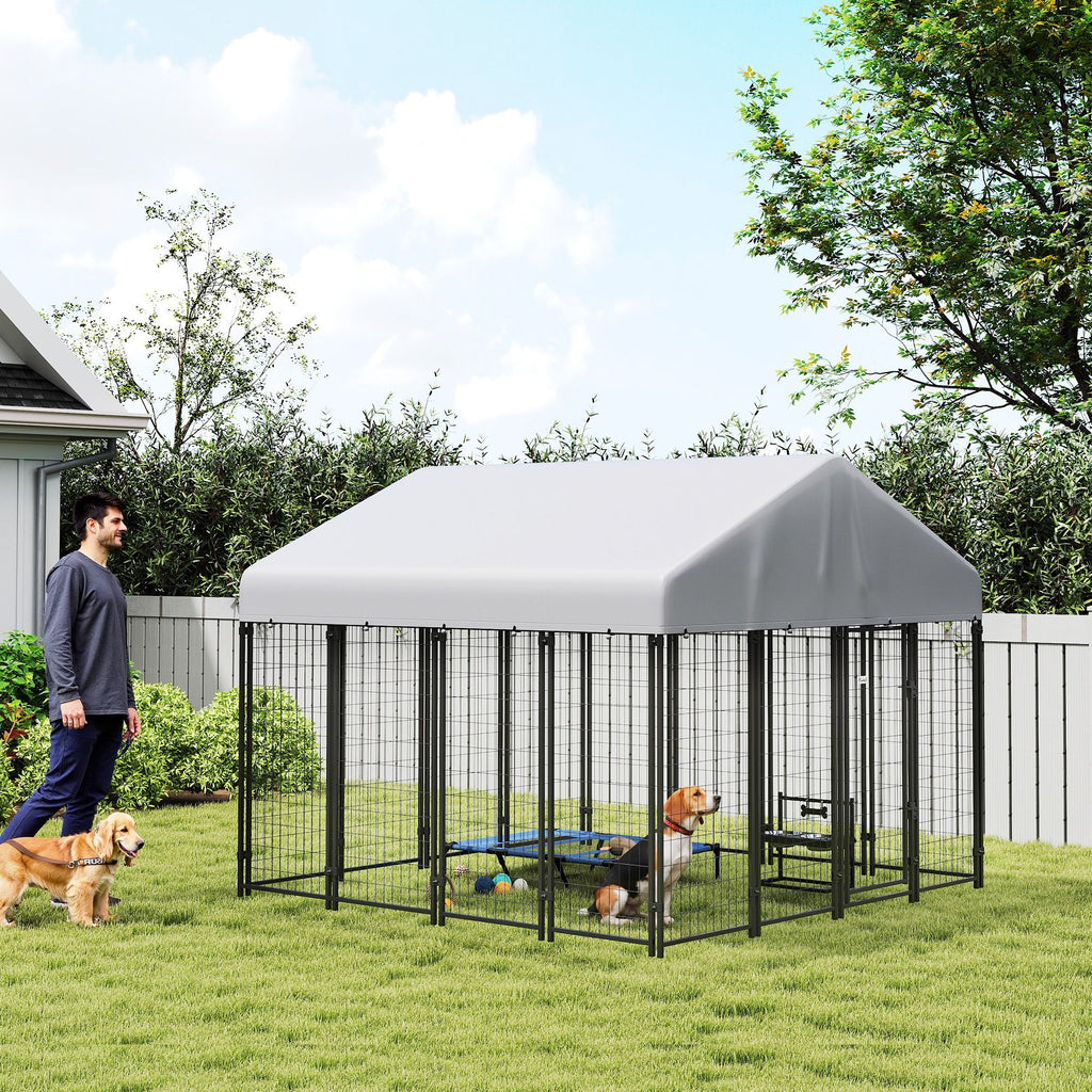 Spacious Outdoor Dog Kennel with Roof & Escape-Proof Lock