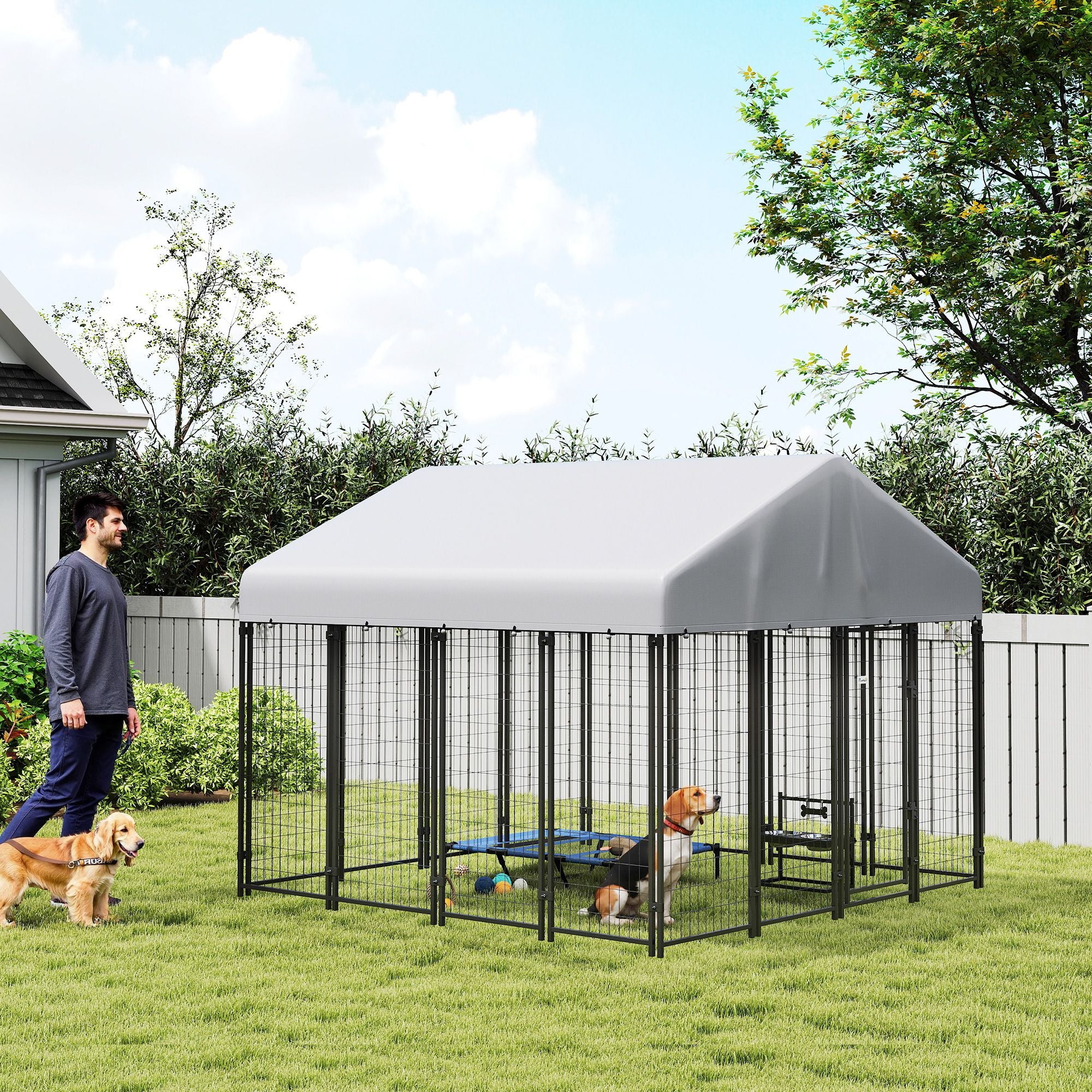 Spacious Outdoor Dog Kennel with Roof & Escape-Proof Lock