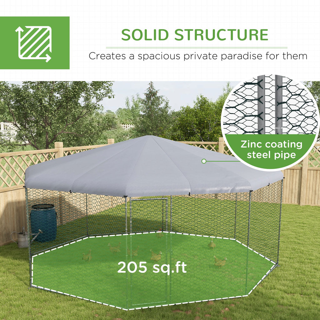 Spacious ² Chicken Coop with UV-Proof Roof and Lockable Door