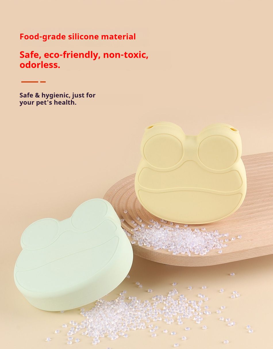 Effortless Training with Our Soft, Skin-Friendly Dog Treat Pouch