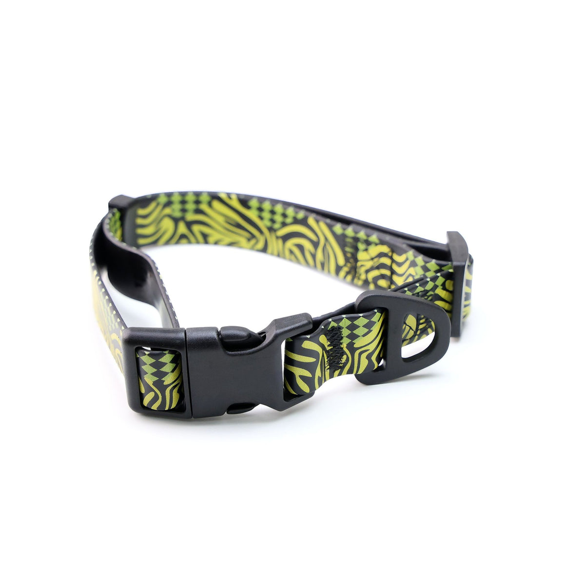 Printed Water-ready Dog Leash and Collar Set with Practical Hardware