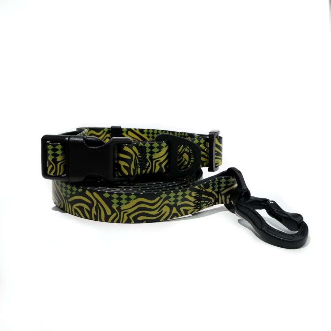 water-ready UV Embossed Pet Leash Set for Rainy Walks
