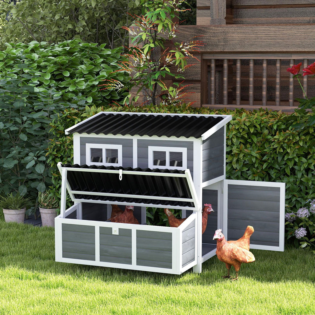 Spacious furniture-style Chicken Coop with Nesting Box & Easy-Clean Tray