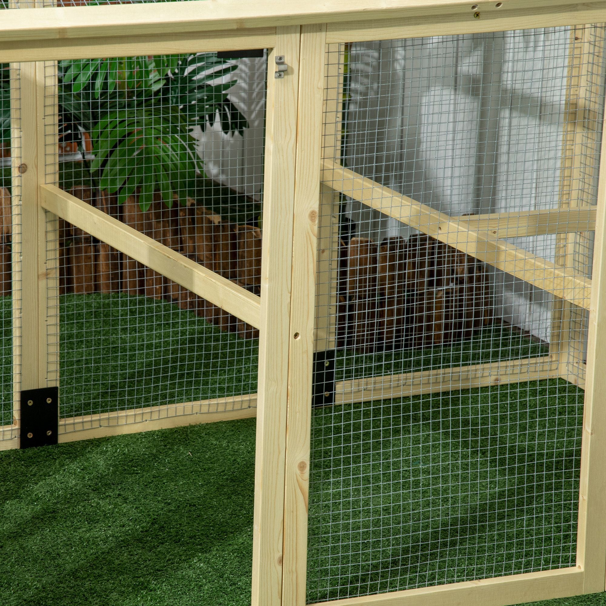Wooden Chicken Run, Combinable Design with Perches, 4.6' x 2.8', Nature Wood